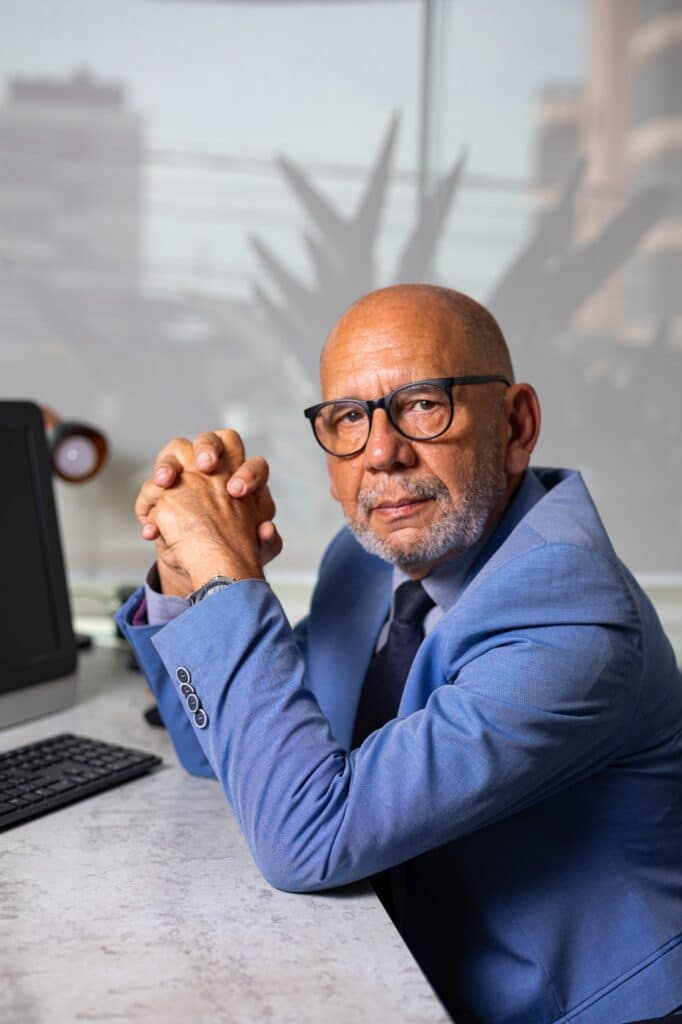 r. Silvio Fogaça, Advogado Trabalhista em Esteio